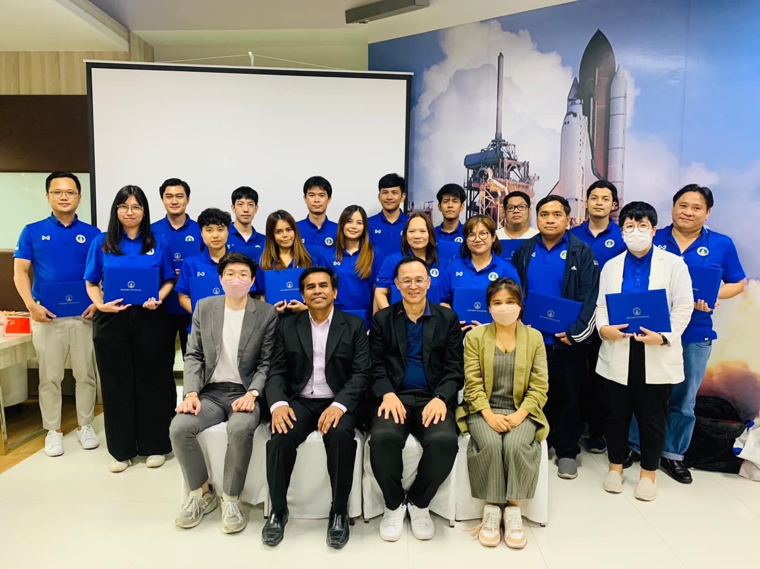 บรรยากาศช่วงรับใบประกาศ